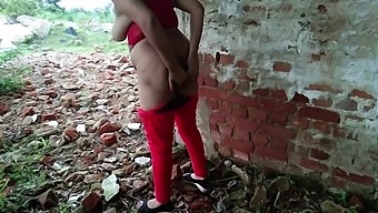Babesitter With Big Ass Gets Fucked Doggy Style In Public
