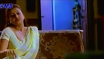 Desi Aunties With Big Boobs In Hottest Video