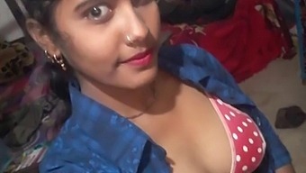 Desi Village Girls In Sarees And Panties