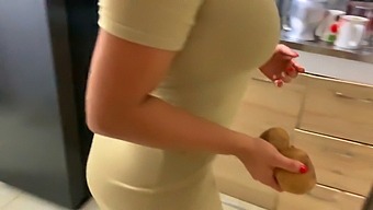 I Walk In On My Stepsister And We End Up Having Sex In The Kitchen