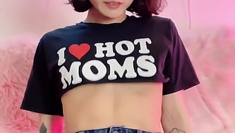 A Slender And Attractive Asian Woman Exposes Her Vagina While Wearing Small Shorts At The Gym And Becomes Aroused