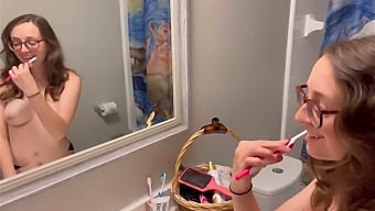 Hd Video Of A Horny Teen Getting Oral Sex Before Work
